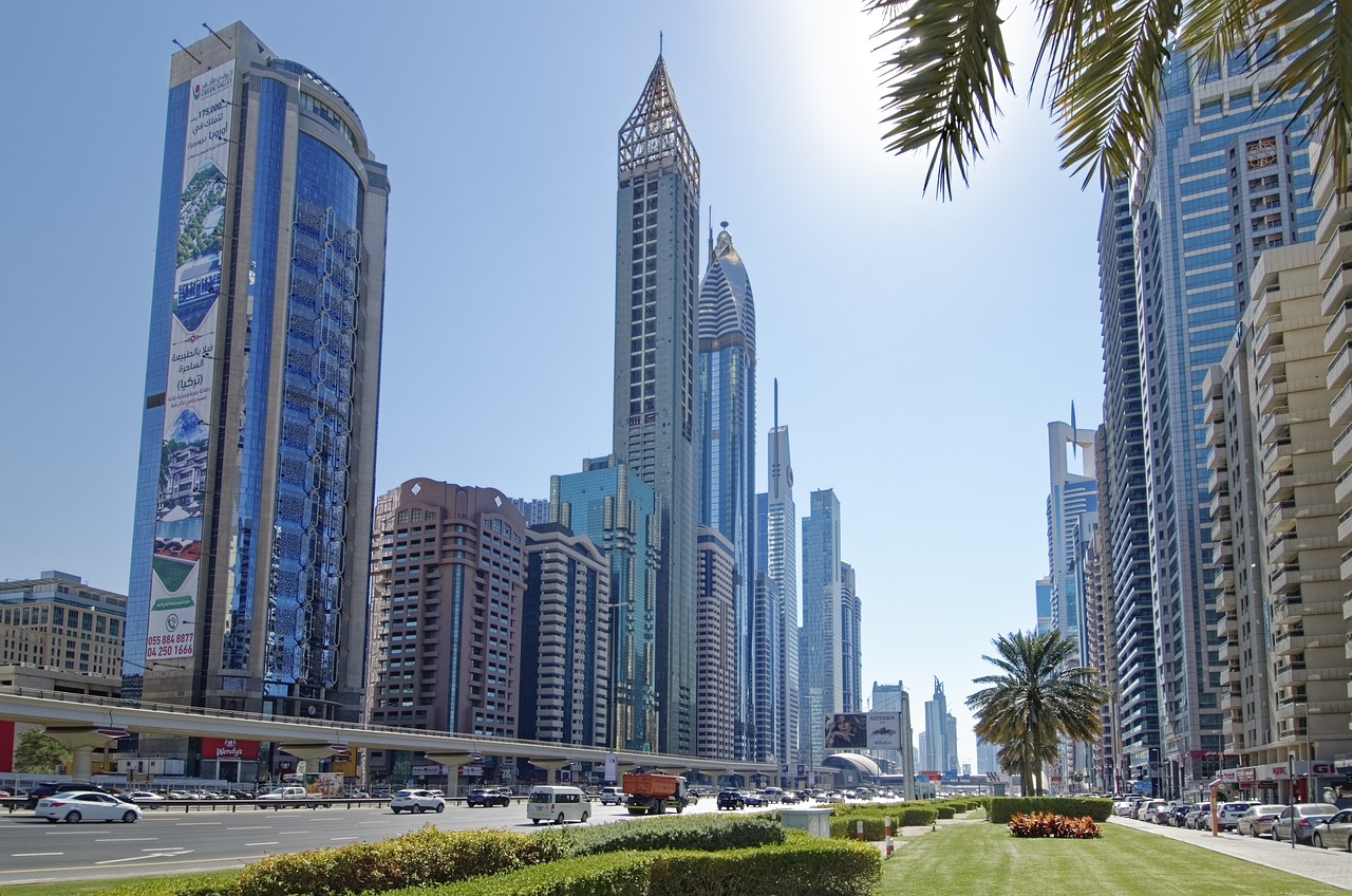 A Comprehensive Guide to Business Setups in the UAE: Mainland, Free Zone, and Offshore